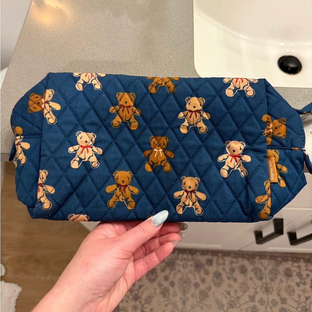NWT Vera Bradley bunch of bears large cosmetic bag
